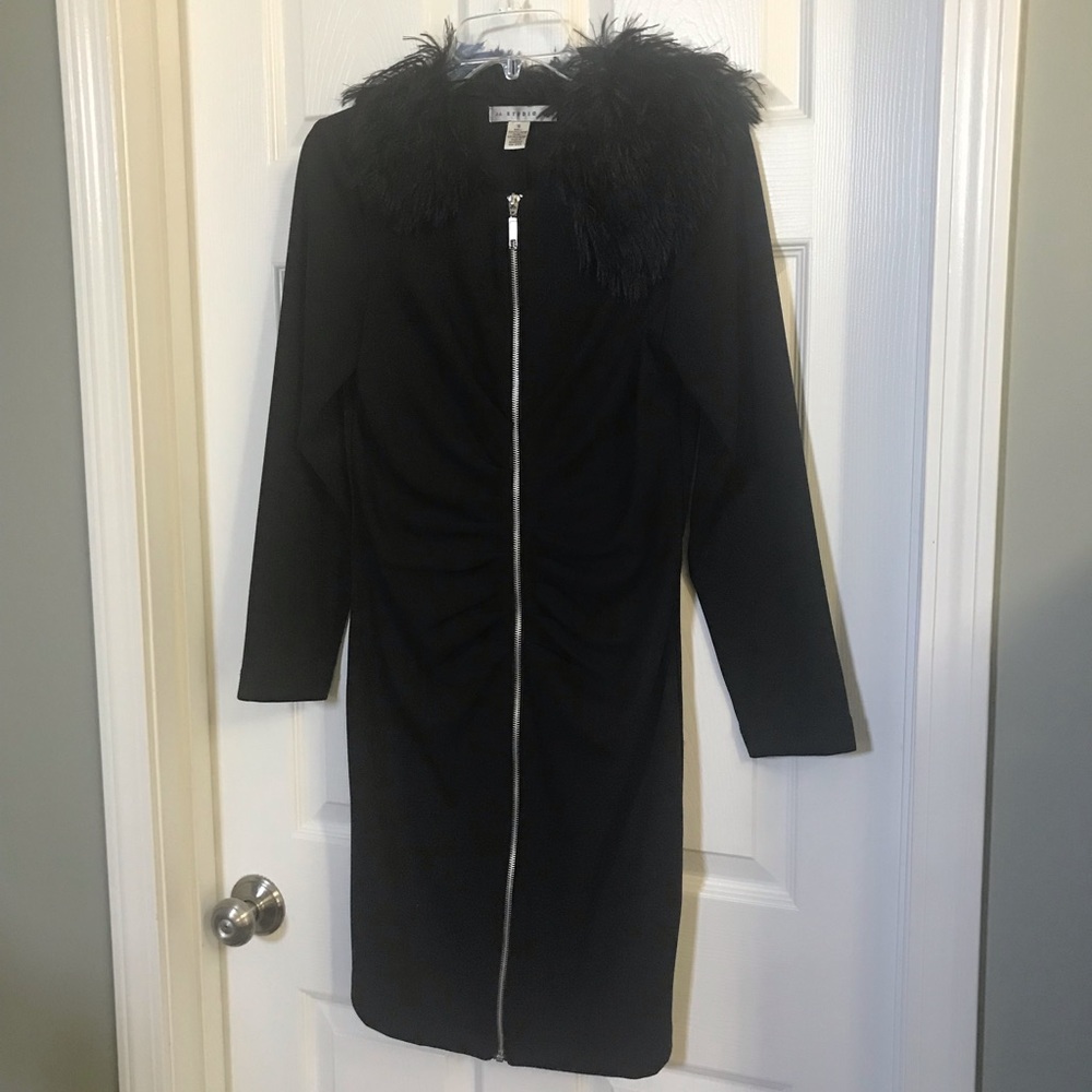 AA Studio Dress w/black faux fur collar